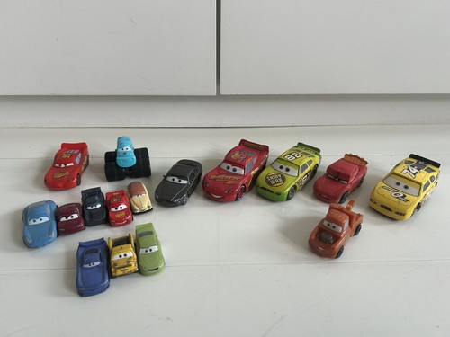 Disney cars die cast bundle - cast,