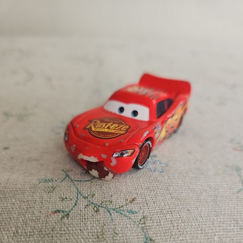 Disney pixar cars - die, cast